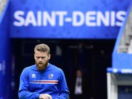 Gunnarsson invita al mundo a confiar en Islandia. AFP