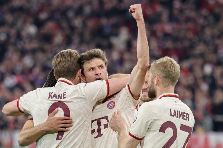 Muller eyes one final title as Bayern exit looms closer