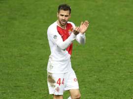 Fábregas shut down a rumour about Mbappé. AFP