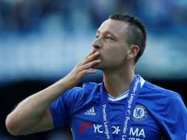 Terry sentia muitas dificuldades diante de Henry. AFP