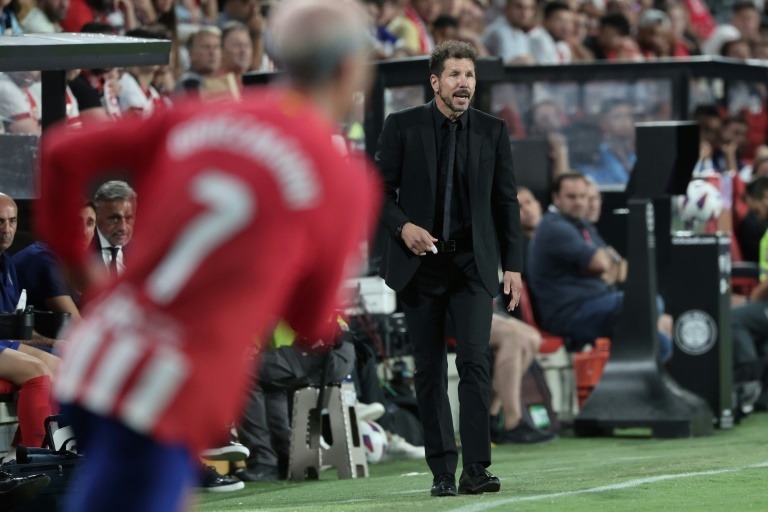El 'virus FIFA' pasa factura al Cholo para Valencia