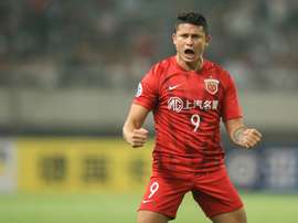 China risk backlash with Brazilian Elkeson set for World Cup campaign