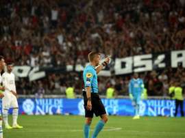 The IFAB plan to include VAR in 20 more leagues. AFP