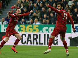 Robertson offre le deuxième but de Liverpool à Salah ! AFP