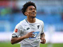 Reiss Nelson acapara todos los elogios. AFP
