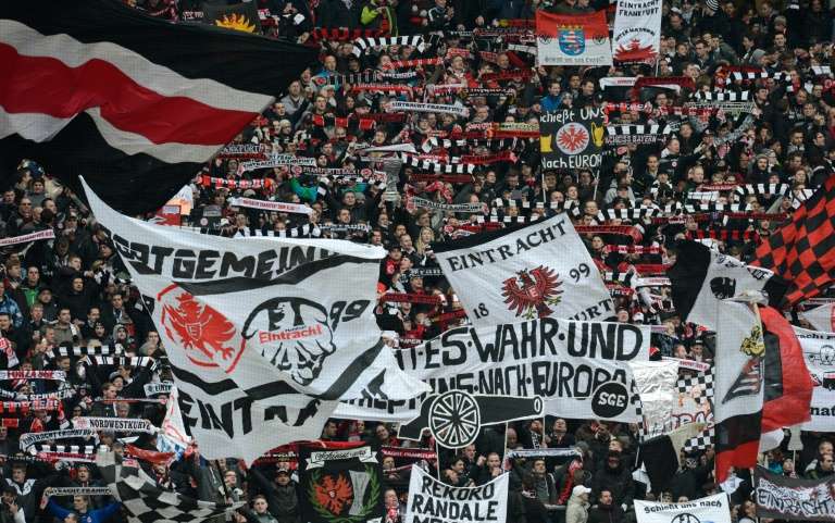 Police Arrest 530 Football Fans At Frankfurt Derby Besoccer