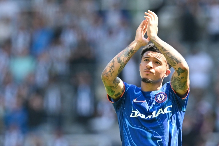 El Chelsea, dispuesto a pagar para no quedarse con Sancho