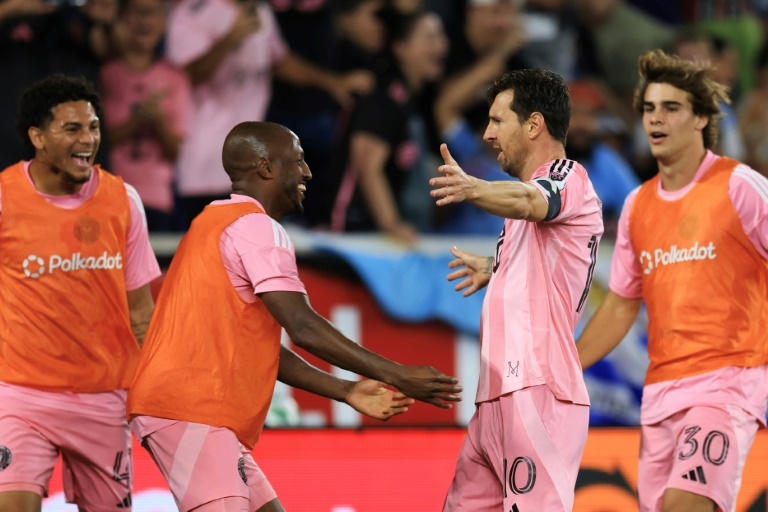 Messi se abona al doblete en la MLS