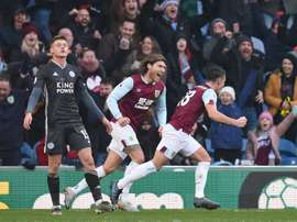 Domingo amargo para Vardy e o Leicester. AFP