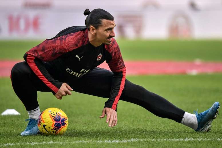 Ibrahimovic return on hold as AC Milan head for Lecce - BeSoccer