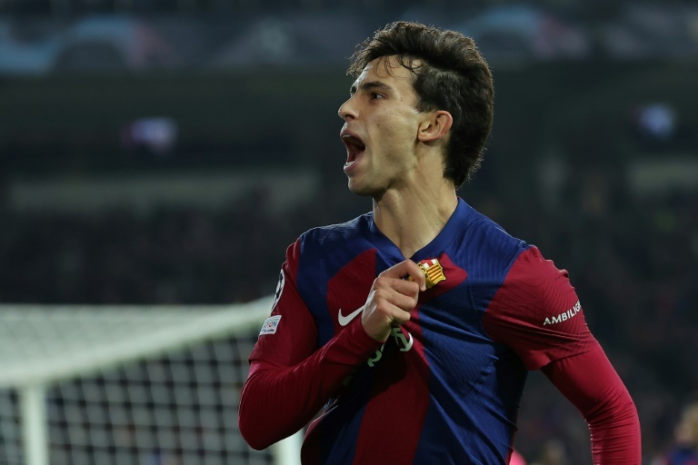 El Barça estudia adelantar el fichaje de los 'Joaos' a enero