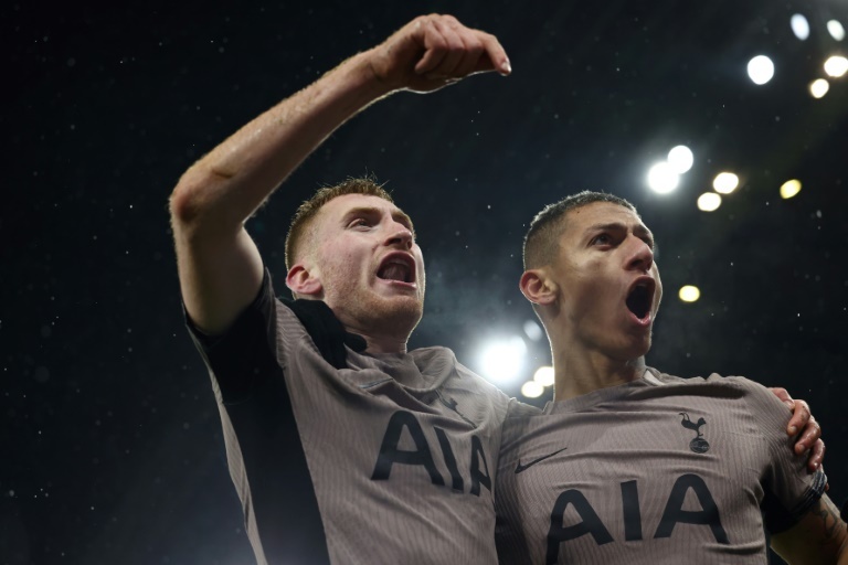 Man City and Spurs share points in six-goal thriller