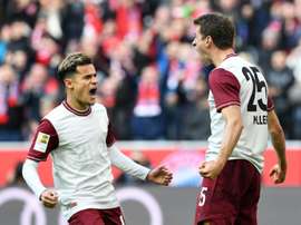 Em dia de festa, Bayern se consolida na liderança. AFP