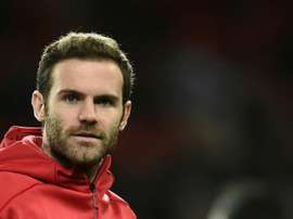 Juan Mata va manquer la fin de saison avec Manchester United. AFP