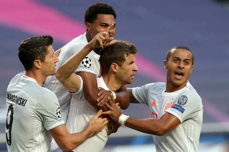 Mercato Le Bayern Fixe Un Prix Presque Derisoire Pour Thiago Alcantara