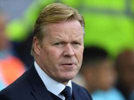 Koeman quiere contar con Koné para su defensa. AFP