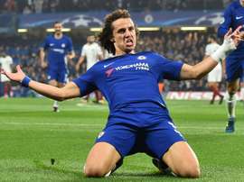 El nombre de David Luiz suena en el Camp Nou. AFP