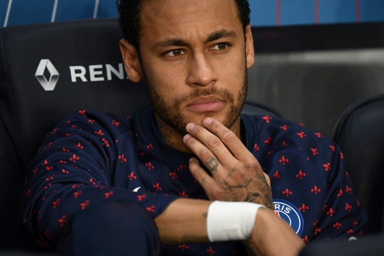 Prochain article Article précédent Pin Ça sent la fin pour Neymar. AFP Whatsapp Twitter Facebook Commentaires 0