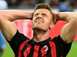 Piatek pode deixar o Milan. AFP