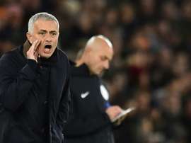 Mourinho, protagonista dentro e fora de campo. AFP