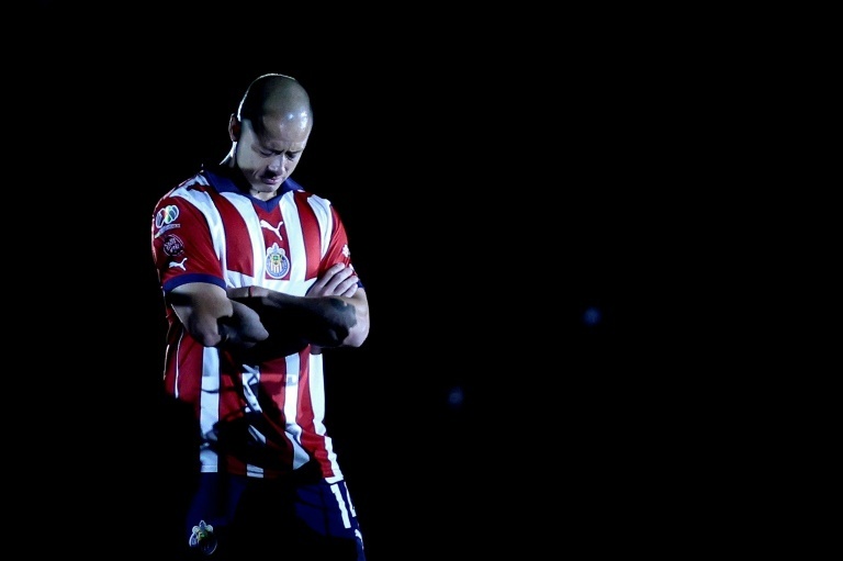 Chicharito termina su segunda etapa en Chivas