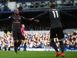 O Arsenal começou a perder, mas bateu o Everton com tranquilidade. AFP