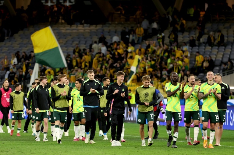 Los 'socceroos', en la puerta de embarque al Mundial