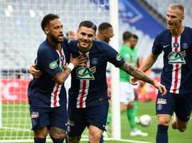 Neymar (L) gave PSG the French Cup with the only goal of the game. AFP