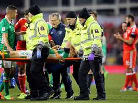 Coleman fue intervenido de su fractura de tibia y peroné. AFP