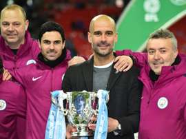 Primeiro título de Guardiola no City. AFP