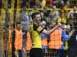 Dortmund tropeça feio e presenteia o Bayern. AFP