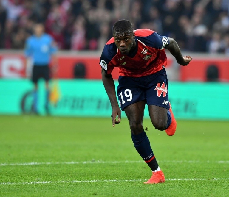 Manchester United a fait une belle offre pour Nicolas Pépé — Lille Manchester United a fait une belle offre pour Nicolas Pépé — Lille