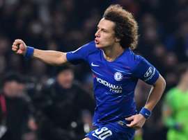 O Chelsea quer renovar com David Luiz. AFP