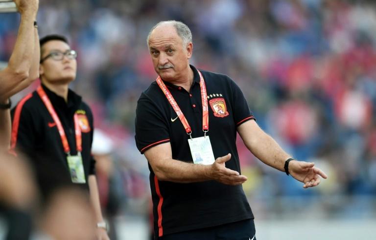 Scolari y 'Tite' ayudaron a la 'canarinha' en la victoria ante Dinamarca