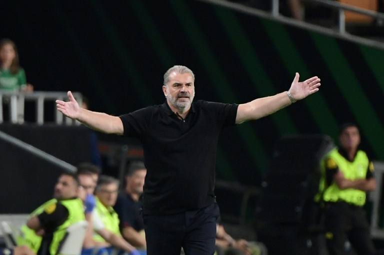 El Forest se carga a Postecoglou