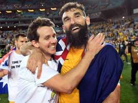 Jedinak le dio el pase a Australia a Rusia. AFP/Archivo