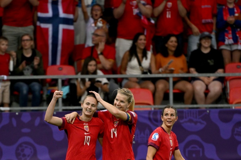 Graham Hansen da un impulso a Noruega
