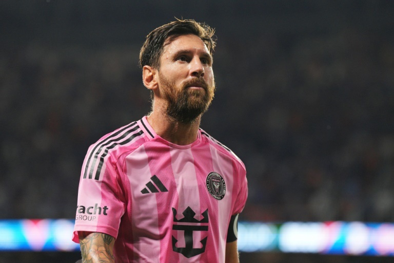 Frenazo con goleada a la racha de Messi