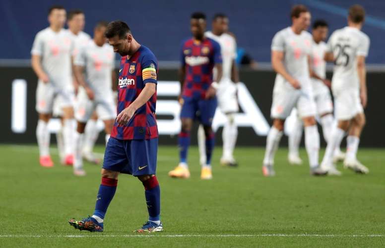 Messi Mocked After 2 8 Loss He Wanted To Go On Holiday Besoccer