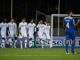 Giroud (2R) scored the only goal of the contest. AFP