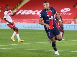 Real Madrid do not know whether to go for Mbappe in summer 2021 or 2022. AFP