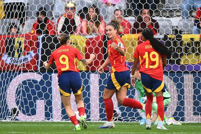 Una Alexia imparable que hace más temible a España