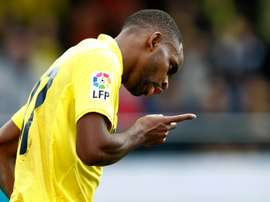 Cedric Bakambu strikes twice as Villarreal move to within three points of leaders Barcelona with their sixth successive La Liga win