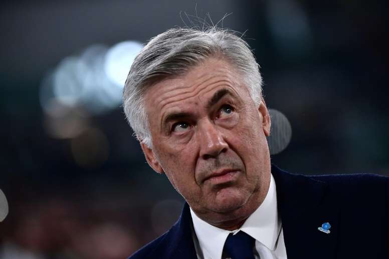 Carlo Ancelotti não acredita em uma saída de Messi do Barcelona. AFP