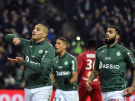 Vers un forfait de Khazri et M'Vila. AFP