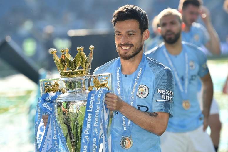 Man City To Erect Statue To Honour Silva S Decade At Club Besoccer
