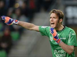 Nices goalkeeper Simon Pouplin, pictured on April 25, 2015, suffered a left thigh problem in their seaon-opener