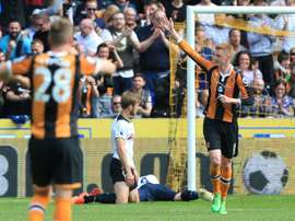 Sam Clucas podría cambiar de equipo. AFP