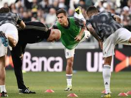 Attentifs à la situation de Dybala. AFP