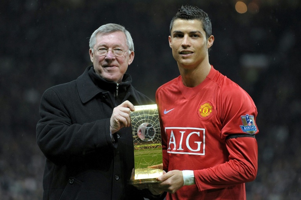 Main news in English football on 3rd September. AFP